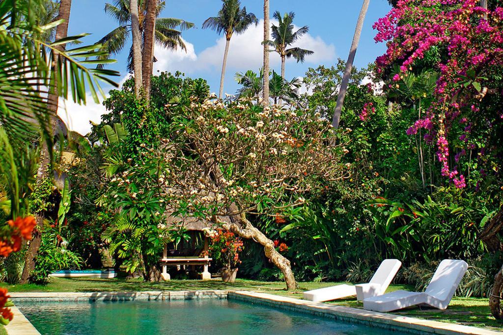 Villa Hibiscus Sanur Exterior photo